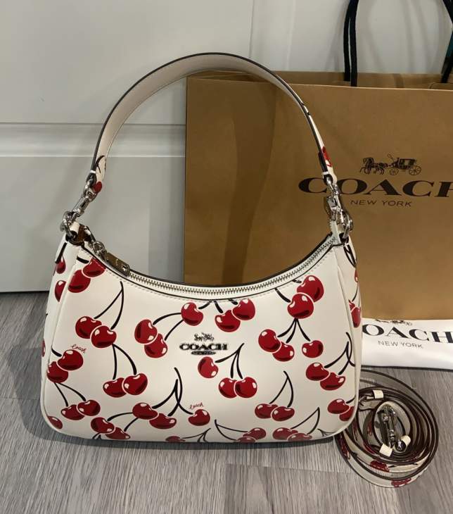 Picture of Coach Handbags _SKUfw231415029fw